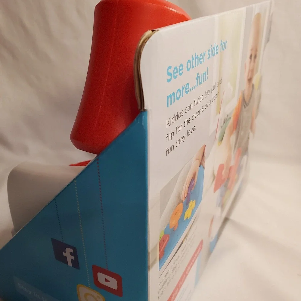 FISHER PRICE Tap and Turn Bench New in Original Packaging. 12M+ Learning Toy